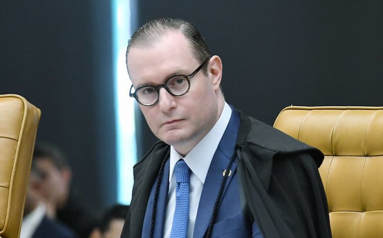 Zanin prorroga prazo para conclusão de acordo sobre desoneração