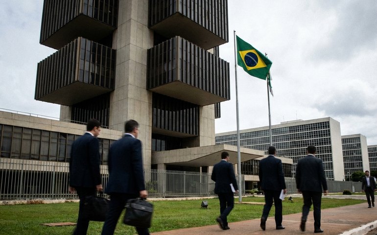 Copom destaca cautela na política monetária e reforça compromisso com desinflação