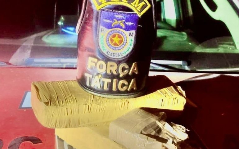 Bope, 4º BPM e 3ª CPM/I apreendem duas armas e mais de 2,3 quilos de drogas na Grande Maceió