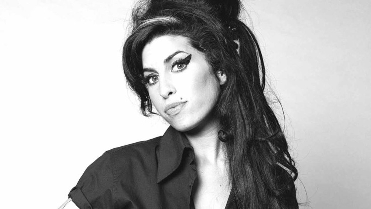 Dez anos após sua morte, Amy Winehouse ganha novos documentários