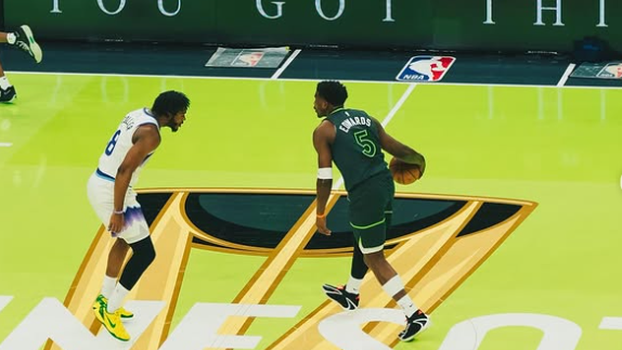 Quadra fluorescente do Timberwolves chama atenção e vira meme nas redes sociais
