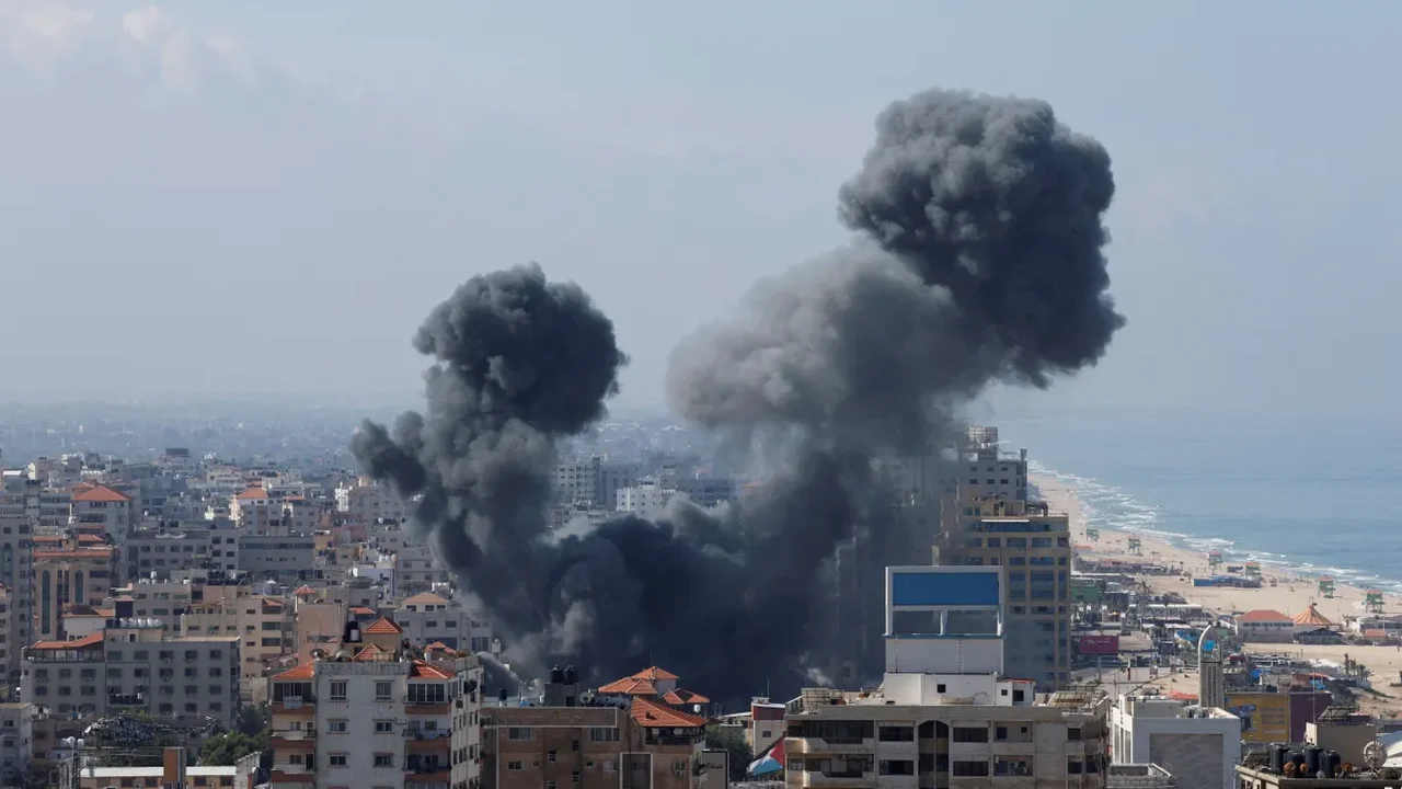 Israel recupera corpos de 6 reféns em Gaza, em momento de diálogo sobre cessar-fogo