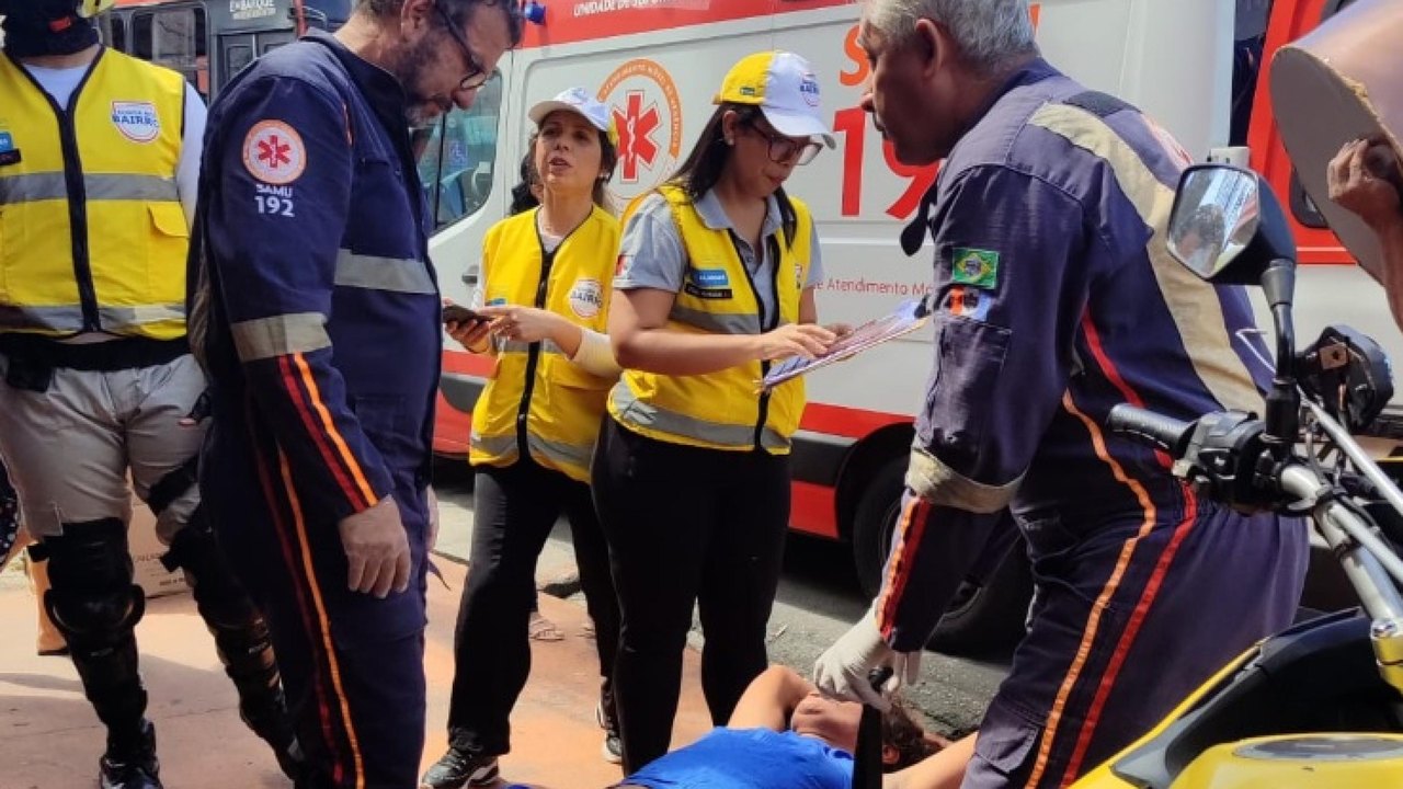 Ronda no Bairro encaminha paciente psiquiátrica em surto para o Hospital Portugal Ramalho