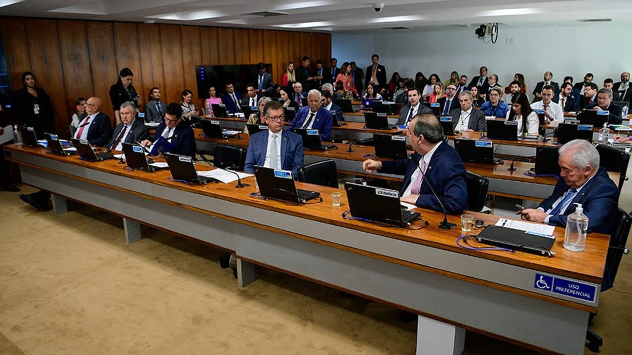 CAE adia análise do PL que cria marco legal da indústria dos jogos eletrônicos