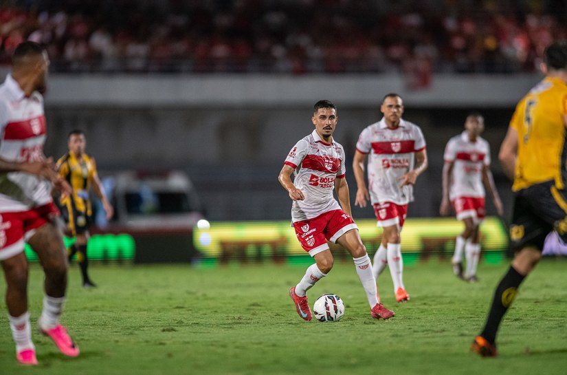 CRB e Novorizontino empatam sem gols em duelo pelo G-6
