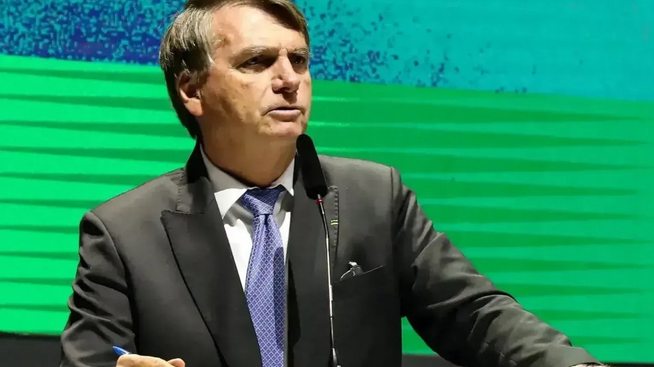 Bolsonaro compara ato radical deste domingo a protesto de esquerda