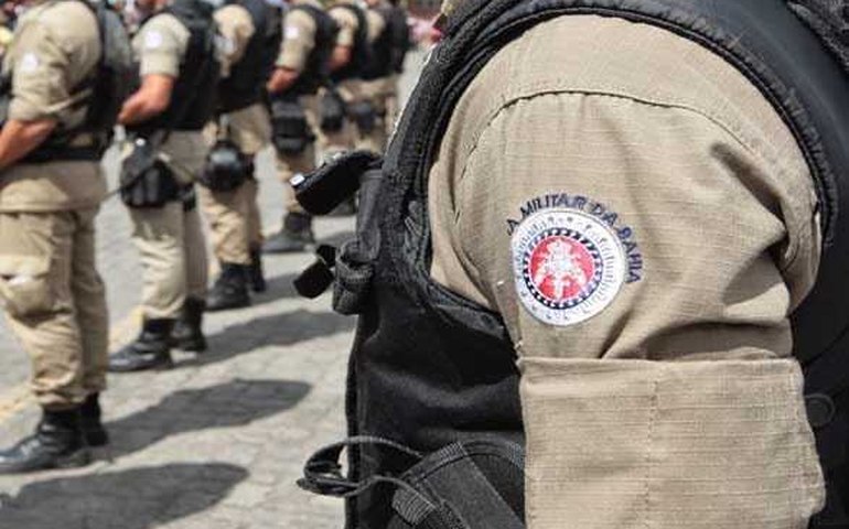 Influenciadores e PMs envolvidos em esquema de rifas falsas são presos na Bahia