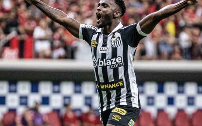 Diretoria do Santos anuncia a rescisão de contrato amigável com o atacante Mendoza