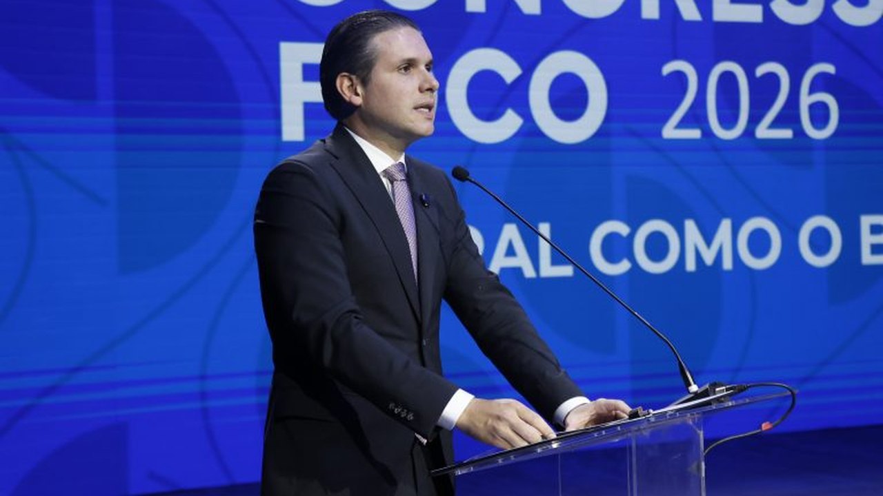 Presidente da Câmara destaca transparência e pluralidade como pilares da democracia