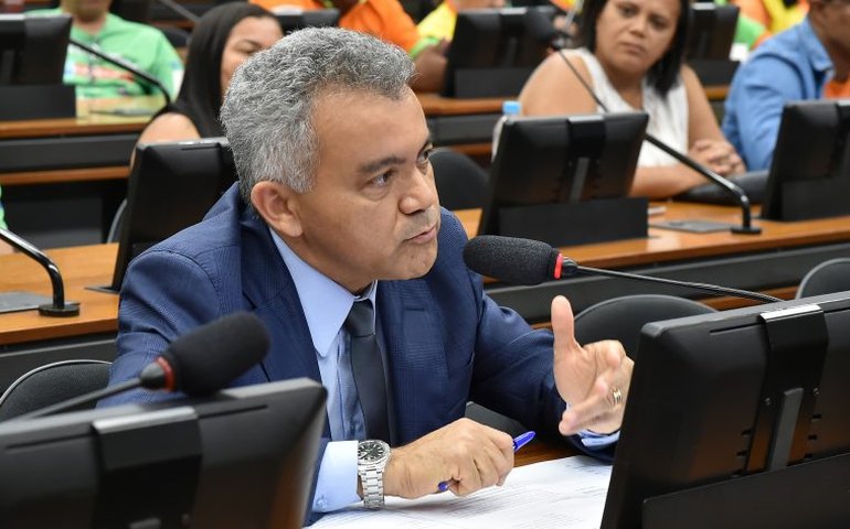 Comissão aprova exigência de câmeras em carros de aplicativo