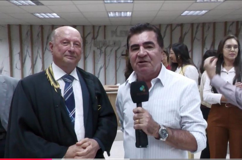 Presidente Fernando Toledo participa de última sessão plenária antes da aposentadoria