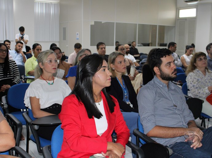 CGE discute avanços da Lei de Acesso à Informação em evento com órgãos estaduais