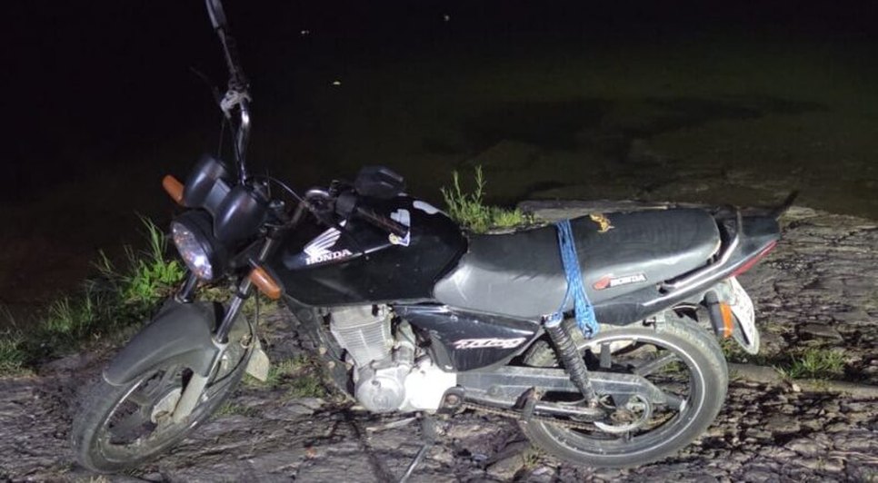 Moto recuperada / Foto: PMSE