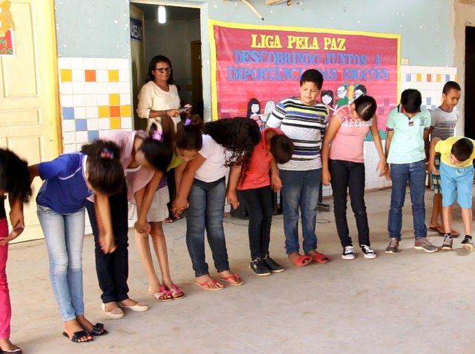 Metodologia Liga Pela Paz utiliza o teatro para estimular a reflexão