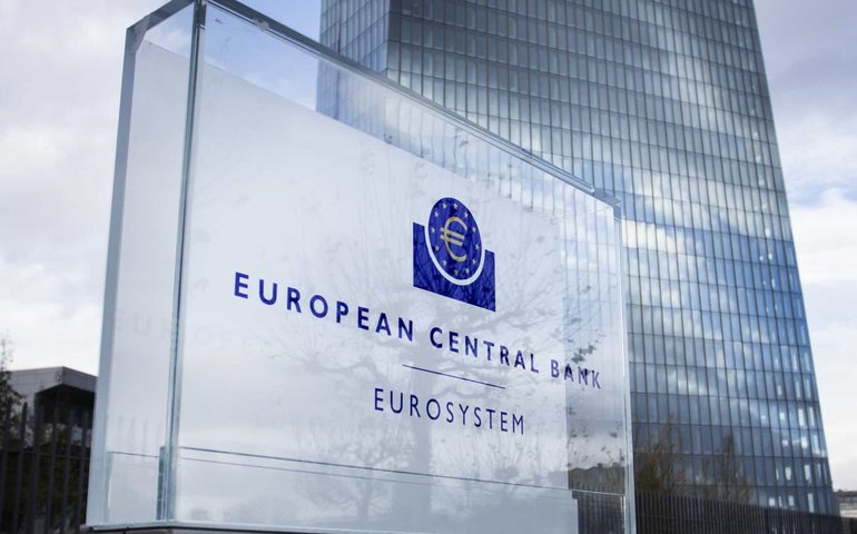 Parlamento da União Europeia adota polêmica reforma da lei de asilo 