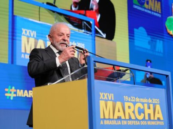 Lula anuncia programas na Saúde e na Habitação durante a solenidade de abertura da XXVI Marcha
