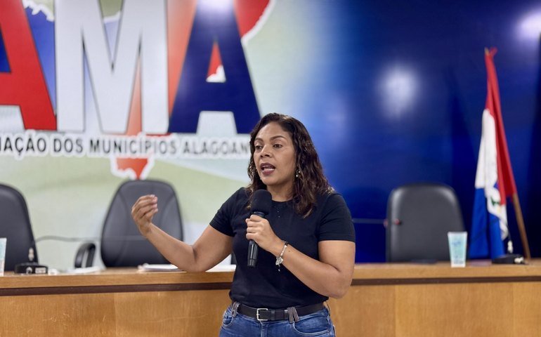 Políticas públicas para pessoa idosa, crianças e animais são destaque em encontro da Assistência Social