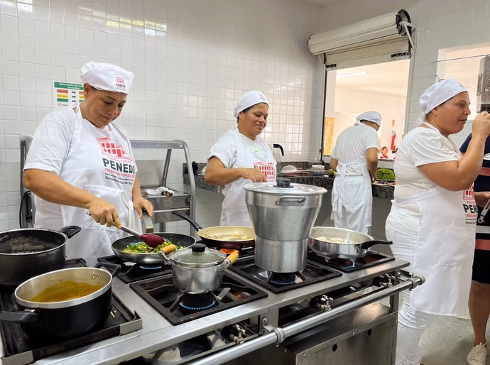 Prefeitura de Penedo lança edital para compra de alimentos da agricultura familiar para merenda escolar