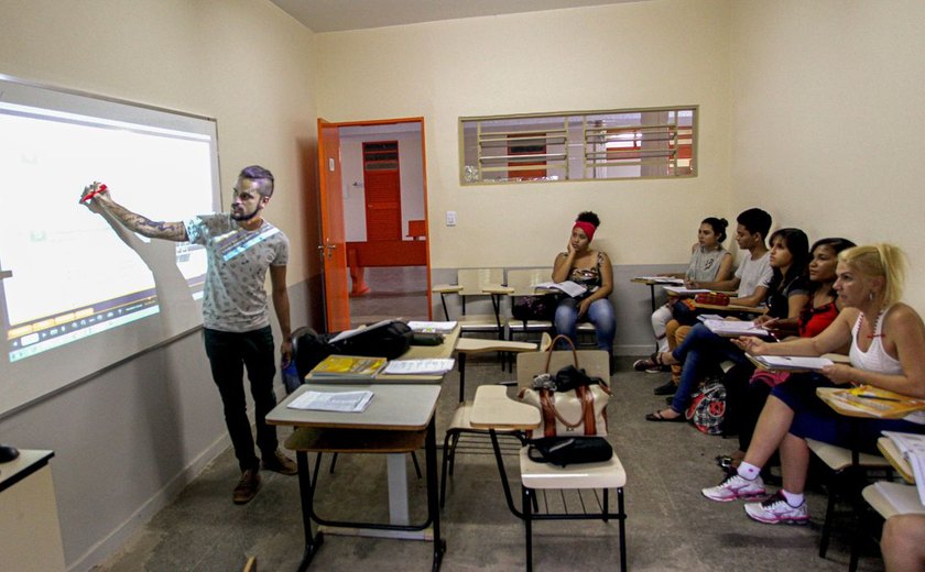 Caixa paga parcela do Pé-de-Meia nesta segunda-feira