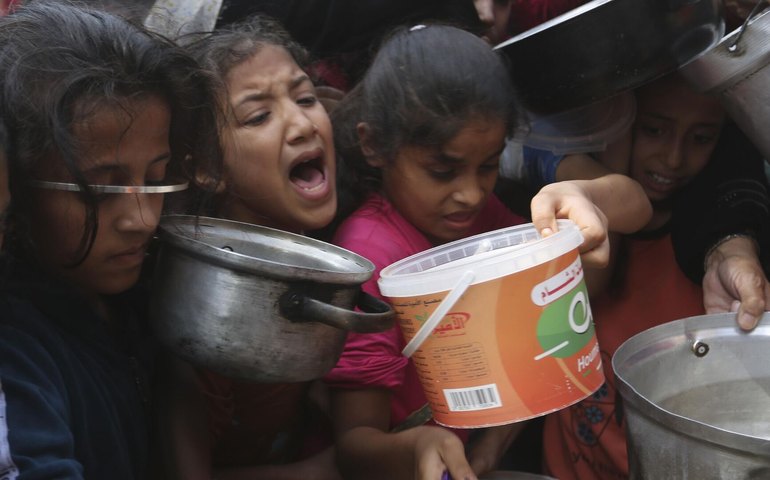 Comboio parte da Tunísia com destino a Gaza na tentativa de persuadir Israel a suspender bloqueio