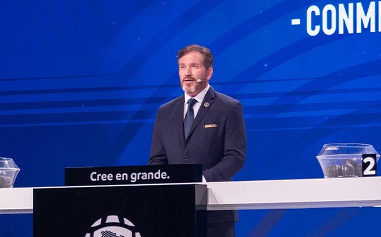 Presidente da Conmebol condena racismo: “futebol não é violência; no futebol não se aceita o racismo”