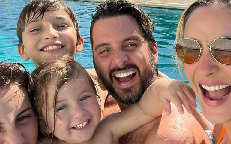 Claudia Leitte compartilha vídeo da família nos Estados Unidos