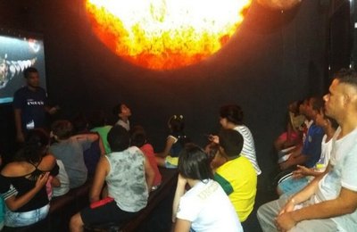 Crianças do Serviço de Convivência conhecem Usina Ciência