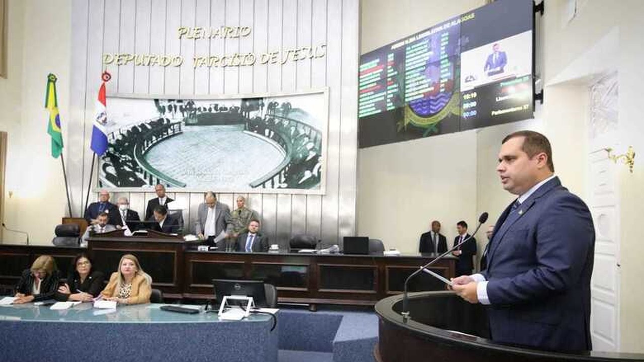 Em primeiro discurso, Fernando Pereira ressalta desafios regionais e trajetória política
