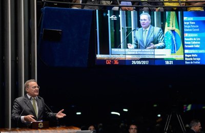 Financiar campanha com dinheiro público é uma loucura, diz Renan  