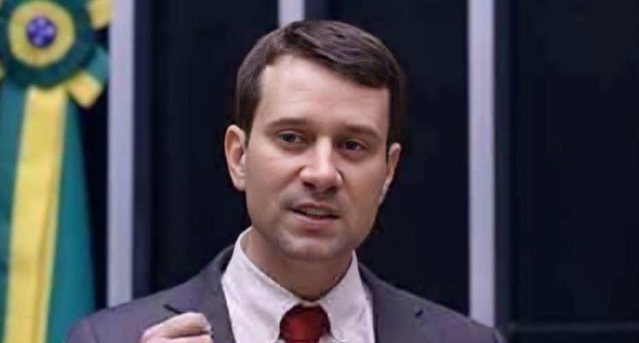 Daniel Barbosa reage à taxação de Trump: “Brasil não aceitará chantagens e pressões desleais”