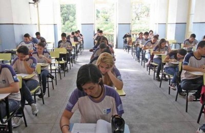 Comissão proíbe provas do Enem e de concursos públicos aos sábados