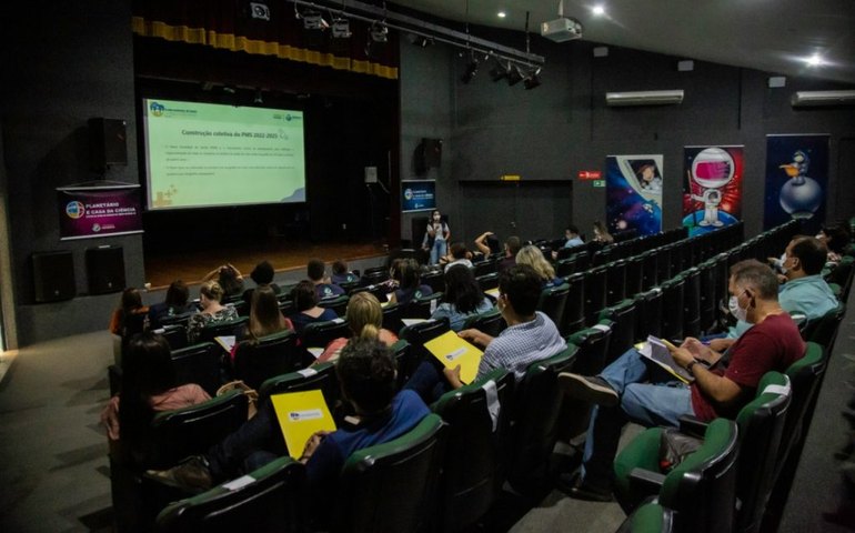 Equipe técnica da Saúde se une para traçar estratégias para a construção do Plano Municipal 2022-2025