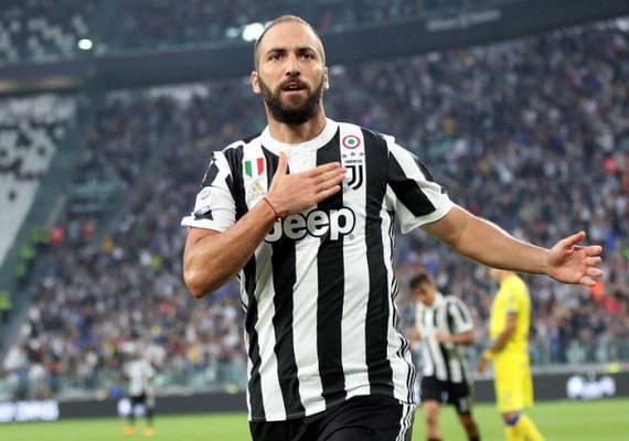 Recuperado na Juventus, Higuaín treina na véspera de jogo decisivo com Tottenham