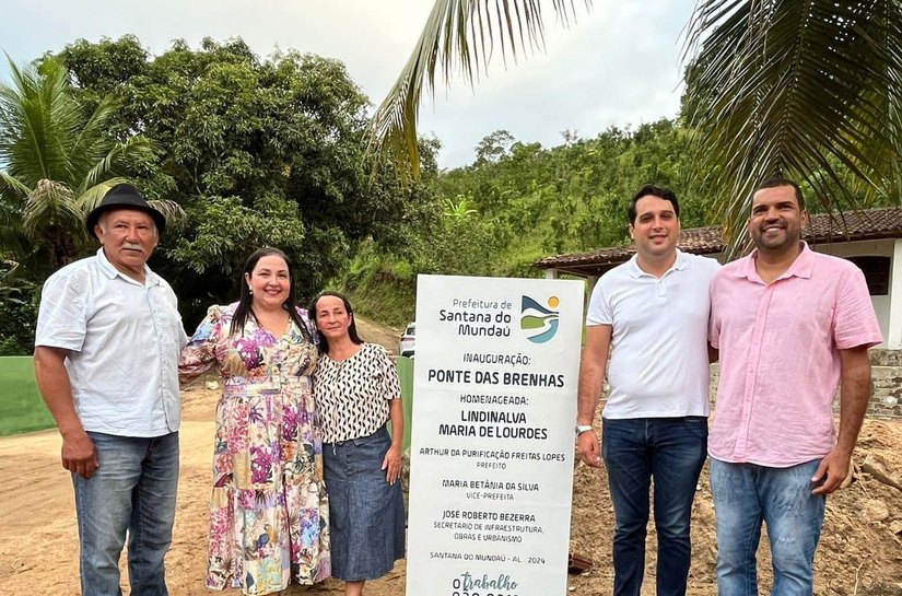Vereador por Santana do Mundaú, Nego das Brenhas, participa de entrega de ponte na zona rural