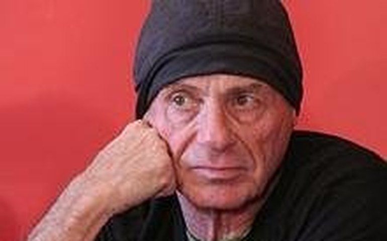 Morre Lee Breuer, lenda do teatro americano
