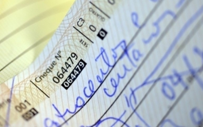 Febraban alerta para o uso correto do cheque