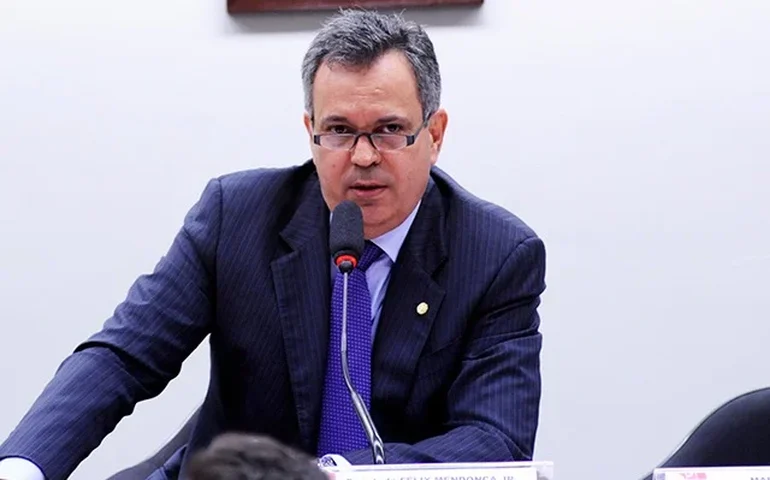 Overclean: deputado Félix Mendonça é alvo de operação da PF para investigar desvio de emendas parlamentares