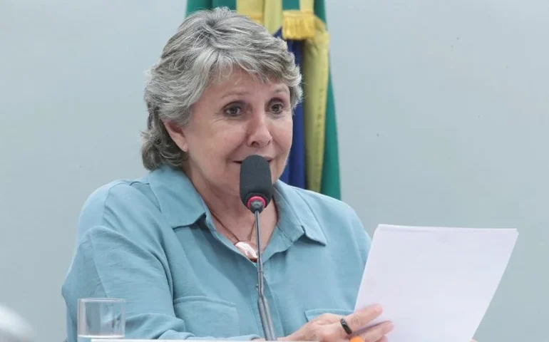 Lei determina uso de linguagem simples em mensagens de órgãos públicos para cidadãos