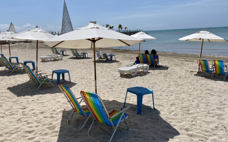 Convívio Social publica portaria para ordenar faixa de areia de Maceió