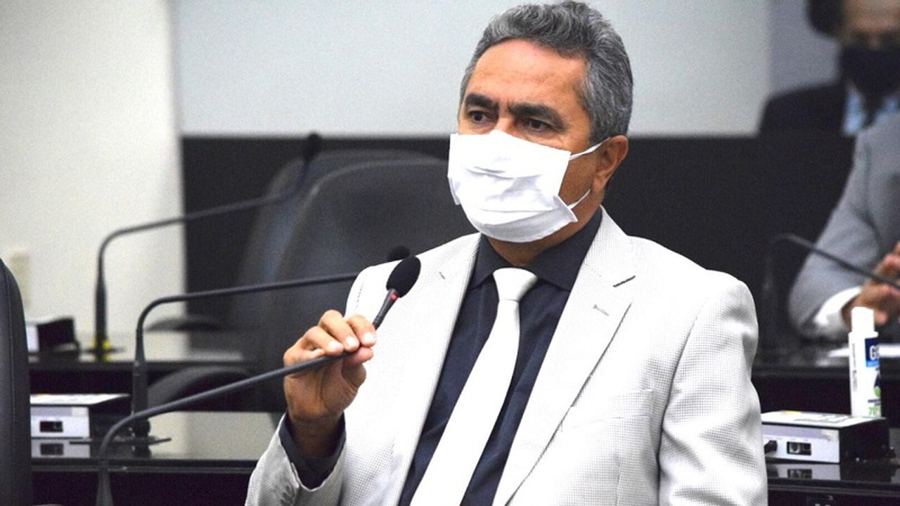 Francisco Tenório solicita a retomada da circulação do transporte intermunicipal