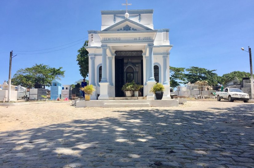 Cemitérios de Maceió têm programação religiosa no Dia de Finados