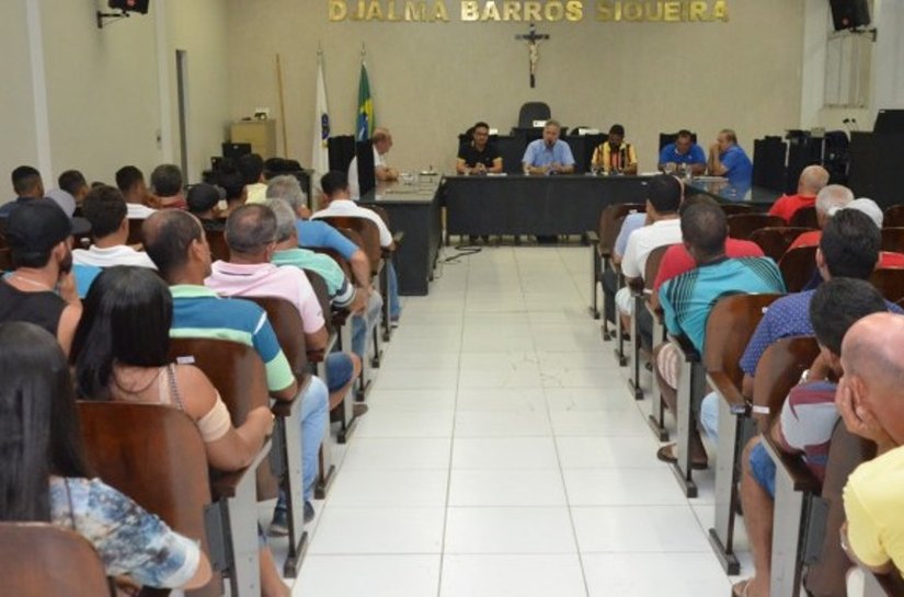 Diretoria do Coruripe reúne conselheiros, patrocinadores e torcedores para debater participação no Alagoano 2019