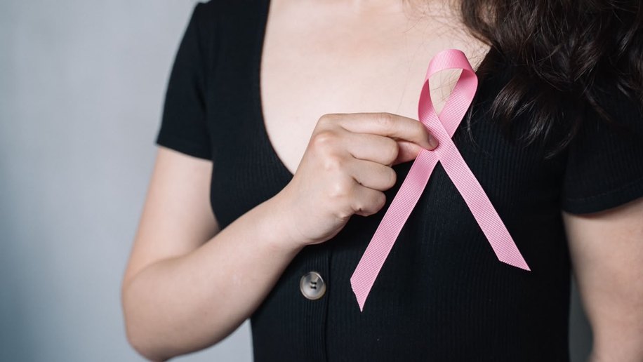 Alagoas tem estimativa de 880 novos casos de câncer de mama em 2026; oncologista orienta mamografia anual a partir dos 40 anos