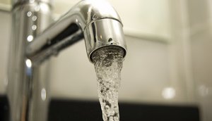 quais-os-principais-problemas-em-ingerir-agua-direto-da-torneira / Foto: Foto: reprodução