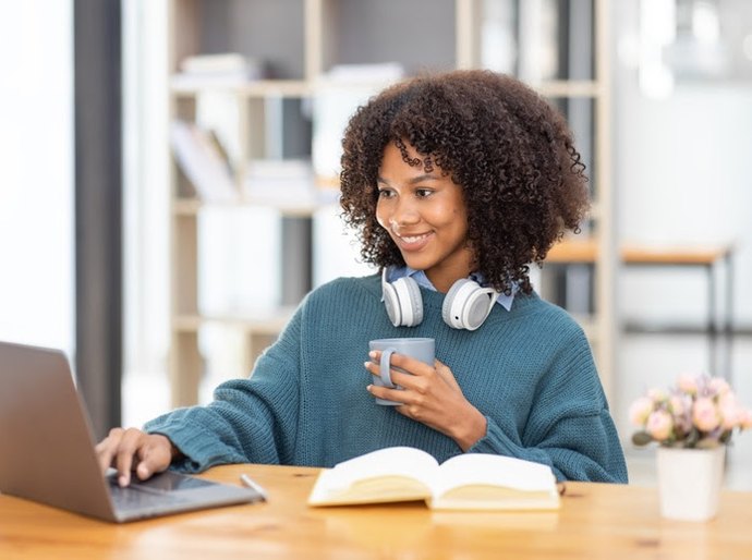 Parceria entre Senac e Salesforce leva tecnologia global à educação profissional