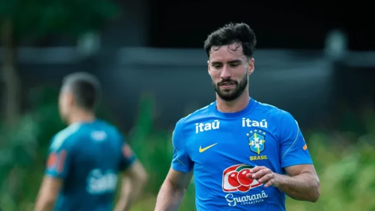 Martinelli celebra primeira convocação e revela conversa com Thiago Silva: 'sonho realizado'