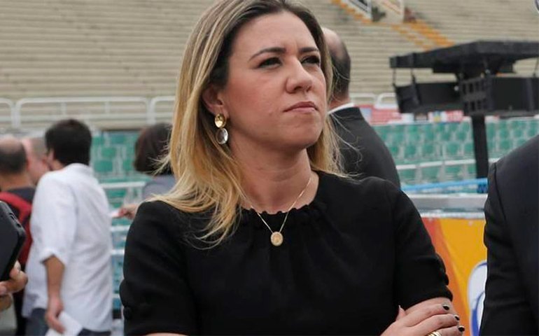 Alvo de operação da PF, mulher de Witzel é internada após mal-estar