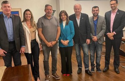 Municipalistas convidam poderes para Marcha 2022