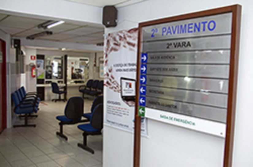 Juiz determina reintegração de trabalhador demitido após diagnóstico de câncer