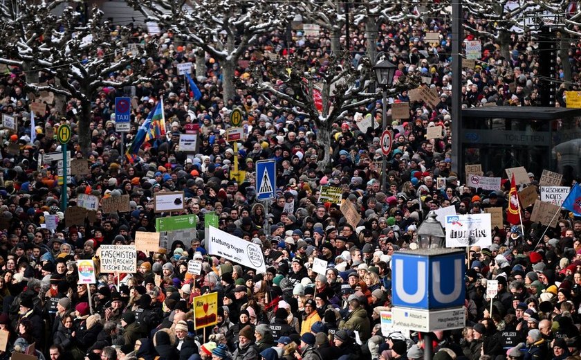 Mobilização contra partido da extrema direita alemã reúne 1,4 milhão de pessoas em três dias de protestos, dizem organizadores